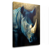 Cu imprimare aurită tablou pe pânză cu motivul Rhino's Armor of the Savanna, animal în albastru-auriu nuanțe, atmosferă maiestuoasă, potrivit pentru birou de lucru – principală