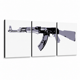 Tablou POP ART pictat manual Kalashnikov 3 părți ka1 – Vizualizare 3D a tabloului pictat manual pe fundal alb. Culori dominante: negru, gri, alb.
