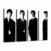 Tablou POP ART pictat manual Beatles 4 bucăți bea3 – Vizualizare 3D a tabloului pictat manual pe fundal alb. Culori dominante: negru, alb, gri.