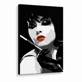 Tablou POP ART pictat manual Pop femeie 1 bucată ppw – Vizualizare 3D a tabloului pictat manual pe fundal alb. Culori dominante: negru, alb, roșu.
