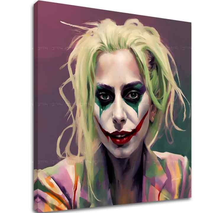 O pânză imprimată cu un portret al lui Joker, cu păr verde și machiaj dramatic, pe un fundal violet, gata de agățat, Papilora.