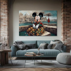 Tabloul cu Mickey Mouse și lingouri de aur, în culori vibrante, este agățat într-un interior modern, deasupra unei console din lemn cu o vază și o lumânare, Papilora.