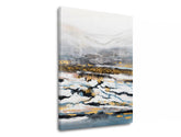 Art deco tablou pe pânză cu motivul zăpadă, peisaj, mare și plajă, natură în alb-albastru nuanțe, atmosferă liniștită, natură și minimalism, potrivit pentru sufragerie – produs