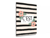 Modern tablou pe pânză cu motivul flori, natură în alb-roz nuanțe, minimalism, potrivit pentru sufragerie | Tablou de perete s textom C est la vie – produs