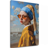 Modern tablou pe pânză cu motivul Sea Pearl, plajă, ocean, cer în albastru-galben nuanțe, atmosferă jucăușă, cultură pop | Tablou Sea Pearl – principală