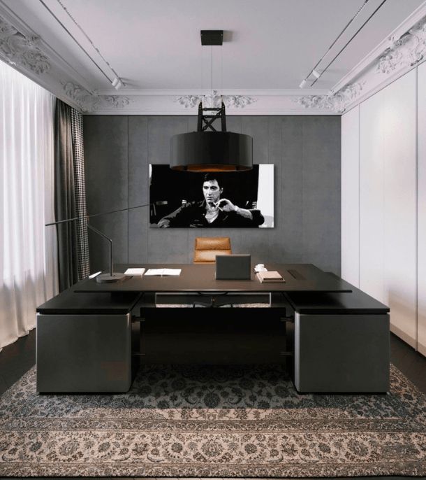 Cei mai mari mafioți pe pânză Scarface - Tony Montana furios cu o țigară în mână 80x40 cm