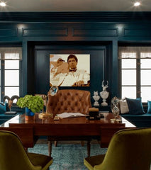 Pop art tablou pe pânză cu motivul Tony Montana fajčiaci cigaru, natură în maro nuanțe, forță și putere și dramă polițistă, potrivit pentru birou – principală