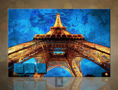 Modern tablou cu motivul Turnul Eiffel, Paríž, cer de noapte în albastru-auriu nuanțe | La Paris, decorațiune de perete – previzualizare