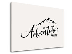 Modern tablou pe pânză cu motivul Adventure awaits, munți, motiv de călătorie, citat motivațional, natură în alb-negru nuanțe, potrivit pentru sufragerie – produs