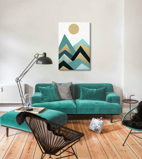 În stil scandinav tablou pe pânză cu motivul The Superior Muse, munți, soare, hartă, natură în multicolor nuanțe agățat în interiorul sufragerie – interior