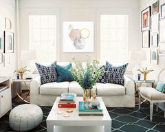 Industrial tablou pe pânză cu motivul Rejected Wheel în alb-albastru nuanțe agățat în interiorul sufragerie, atmosferă liniștită, minimalism – interior