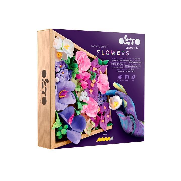 O compoziție florală 3D vibrantă, cu flori roz și mov, este prezentată pe o pânză cu ramă de lemn, Papilora.