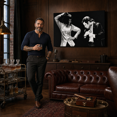 Tablou POP ART pictat manual Pulp Fiction 1 buc pulp4 – tablou într-un interior modern masculin, vizualizare lifestyle. Culori dominante: negru, alb, gri.