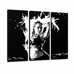 Tablou POP ART pictat manual Jessica Alba 3 piese de sine – Vizualizare 3D a tabloului pictat manual pe fundal alb. Culori dominante: negru, alb.