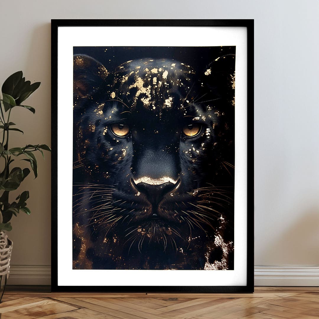 Modern tablou pe pânză cu motivul accente aurii în auriu nuanțe, atmosferă misterioasă, natură și impresie de lux | Poster de perete s EXTRA efektom - Golden Panther – produs