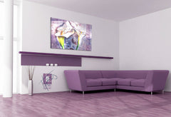 Art deco tablou pe pânză cu motivul My romance – Tom Loris, cale, flori, flori abstracte, hartă în alb-violet nuanțe agățat în interiorul sufragerie – interior