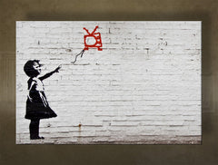 Clasic tablou pe pânză cu motivul Street ART – Banksy, balon, peisaj, mare și plajă în violet-albastru nuanțe, atmosferă melancolică, execuție multi-panou – principală