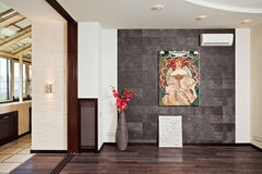 Pop art tablou pe pânză cu motivul F. CHAMPENOIS IMPRIMEUR-ÉDITEUR – Alfons Mucha, flori, natură în verde-roșu nuanțe agățat în interiorul sufragerie – interior