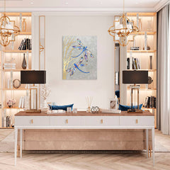 În stil boho tablou pe pânză cu motivul PREMIUM ART – Lietajúce vážky în gri-auriu nuanțe, atmosferă liniștită, natură și eleganță, potrivit pentru birou – principală