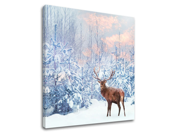 Clasic tablou pe pânză cu motivul ANIMALE, cerb, zăpadă, pădure, peisaj în alb-maro nuanțe, atmosferă liniștită, natură și singurătate, potrivit pentru sufragerie – produs
