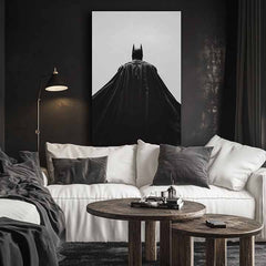 Modern tablou pe pânză cu motivul Batman: Strážca noci în negru-alb nuanțe, atmosferă dramatică, singurătate și forță și putere | Tablou Batman: Strážca noci – produs