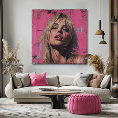 Modern tablou pe pânză cu motivul Blonďavá frumusețe - Ružová barbie, atmosferă îndrăzneață, frumusețe și cultură pop | Tablou Blonďavá frumusețe - Ružová barbie – produs