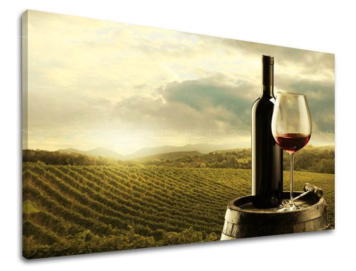 Industrial tablou pe pânză cu motivul pahar de vin, arhitectură, motiv pentru copii, peisaj în verde-auriu nuanțe, atmosferă liniștită, potrivit pentru bucătărie – principală