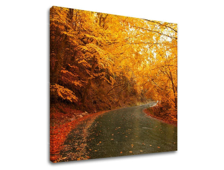 Pop art tablou pe pânză cu motivul pădure, copaci, frunziș de toamnă, potecă, peisaj în portocaliu-galben nuanțe, atmosferă liniștită, potrivit pentru hol – principală