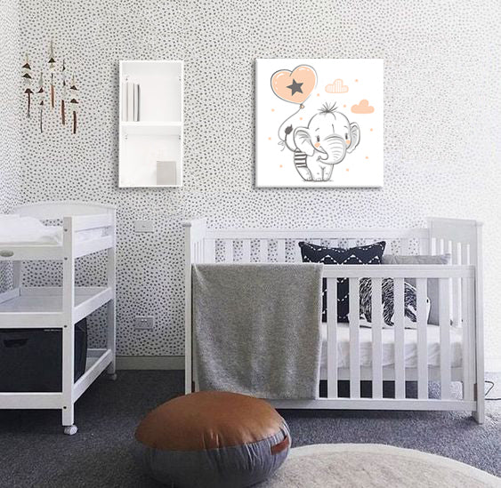 În stil boho tablou pe pânză cu motivul PENTRU COPII, elefant, balon, nori, stele în alb-maro nuanțe, atmosferă jucăușă, copilărie și vise, potrivit pentru cameră de copii – principală