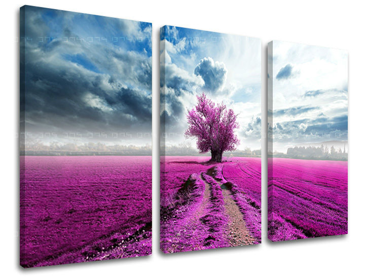 Clasic tablou pe pânză cu motivul copac, câmp, cer, potecă, nori în violet-albastru nuanțe, atmosferă de vis, singurătate și natură, execuție cu trei panouri – principală