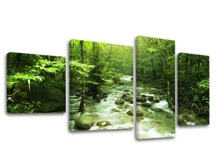 Clasic tablou pe pânză cu motivul pădure, copaci, peisaj, hartă, natură în alb nuanțe, atmosferă liniștită, natură și simbol al reînnoirii, execuție multi-panou – principală