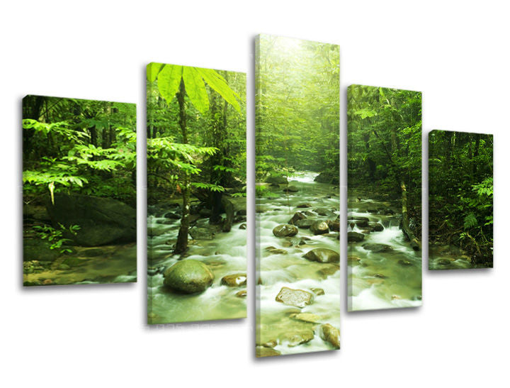 Clasic tablou pe pânză cu motivul pădure, râu, copaci, peisaj, natură în verde nuanțe, atmosferă liniștită, natură și pace și echilibru – principală