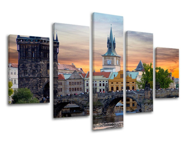 Clasic tablou pe pânză cu motivul ORAȘ PRAHA, Praha, arhitectură în multicolor nuanțe, atmosferă liniștită, execuție multi-panou, potrivit pentru birou – principală