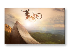 Clasic tablou pe pânză cu motivul CYKLISTIKA, munți, cer, motiv inspirațional, peisaj în portocaliu-verde nuanțe, atmosferă energică, potrivit pentru birou – produs