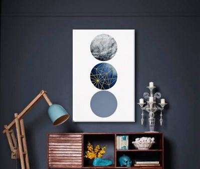 Modern tablou pe pânză cu motivul Modular Feeling, lună, hartă, natură în alb-albastru nuanțe agățat în interiorul birou, minimalism – interior