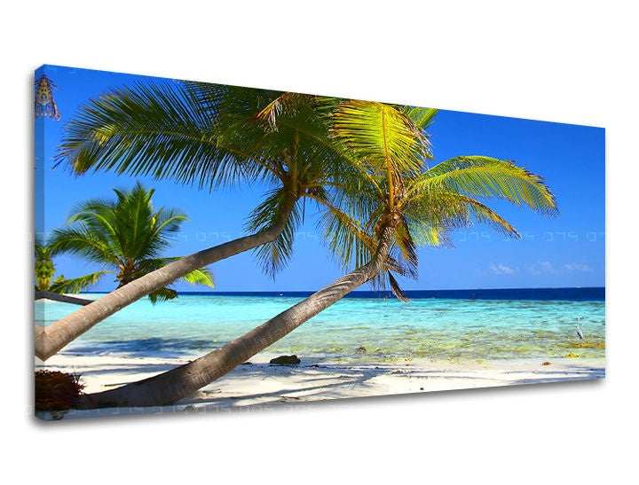 Clasic tablou pe pânză cu motivul PANORAMĂ PLAJĂ, palmieri, plajă, ocean, cer în alb-albastru nuanțe, atmosferă relaxantă, natură, potrivit pentru sufragerie – principală