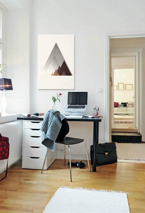 În stil scandinav tablou cu motivul Perceptive Action, munte, peisaj în alb-bej nuanțe | Tablou de perete Perceptive Action, natură – previzualizare
