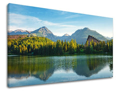 Clasic tablou pe pânză cu motivul SLOVACIA, munți, lac, pădure, cer în albastru-verde nuanțe, atmosferă liniștită, natură și pace și echilibru – principală