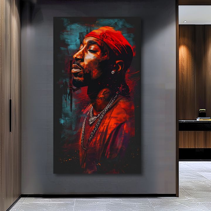 Pictat manual tablou pe pânză cu motivul Tupac Shakur - Ikona za mikrofónom în roșu-negru nuanțe, atmosferă intensă | Tablou Tupac Shakur - Ikona za mikrofónom – produs