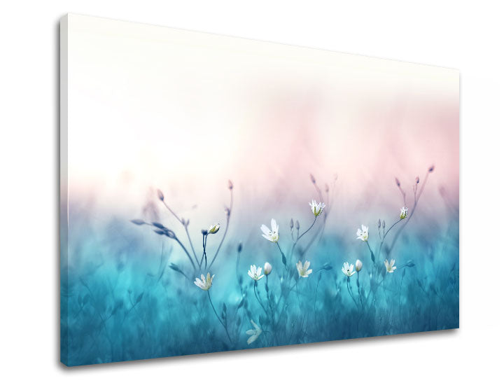 Clasic tablou pe pânză cu motivul BIELE FLORI, flori, hartă, natură în alb-albastru nuanțe, atmosferă liniștită, natură și atmosferă de primăvară – produs