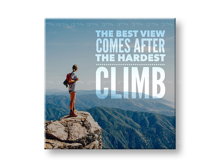Modern tablou pe pânză cu motivul The best view comes, cer, peisaj, citat motivațional în alb-albastru nuanțe, atmosferă încurajatoare, potrivit pentru birou – principală