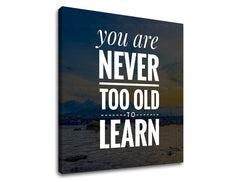 Modern tablou pe pânză cu motivul You are never too old, ocean, munți, cer, plajă în alb nuanțe, natură și înțelepciune, potrivit pentru birou – produs