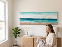 În stil scandinav tablou pe pânză cu motivul ocean, plajă, cer, hartă, natură în alb-bej nuanțe agățat în interiorul sufragerie, natură – interior