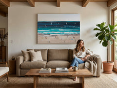 Pop art tablou pe pânză cu motivul plajă, ocean, valuri, cer, mare și plajă în alb-bej nuanțe agățat în interiorul sufragerie, viață la mare – interior