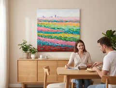 În stil scandinav tablou pe pânză cu motivul copaci, cer, hartă, natură în alb-bej nuanțe agățat în interiorul sufragerie, natură și atmosferă de primăvară – interior