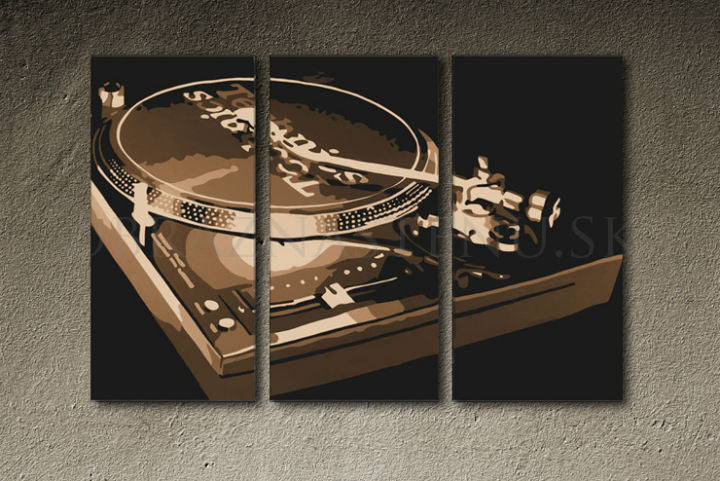 Pictat manual tablou pe pânză cu motivul DJ în maro nuanțe, atmosferă nostalgică, istorie muzicală | POP Art pictat manual tablou DJ – produs
